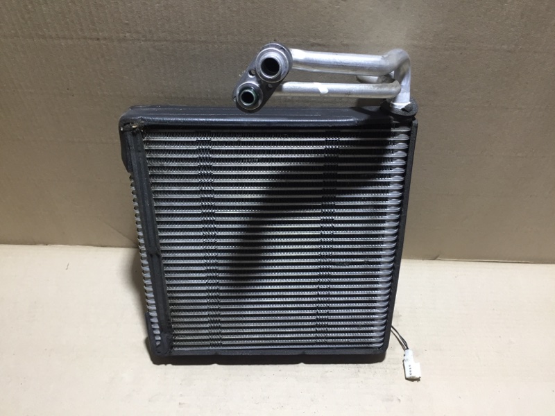 Испаритель кондиционера ALTIMA L33 12-18 L33