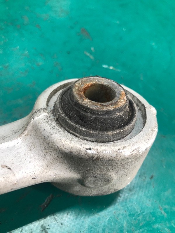 Рычаг задней подвески поперечный верхний левый ROGUE 08-15 2013 Внедорожник 2.5 QR25DE