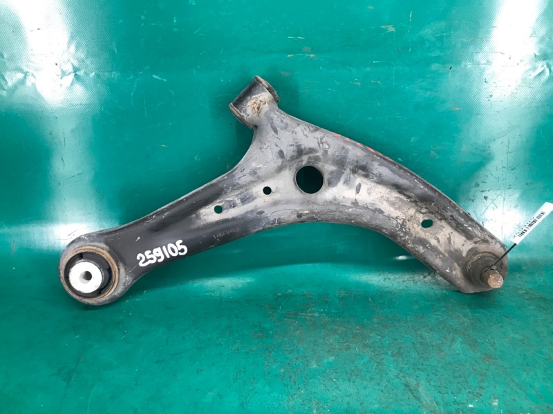 Рычаг передней подвески нижний правый FORD FIESTA 08-17 Хэтчбек 1.6 BE8Z-3078-C Б/У