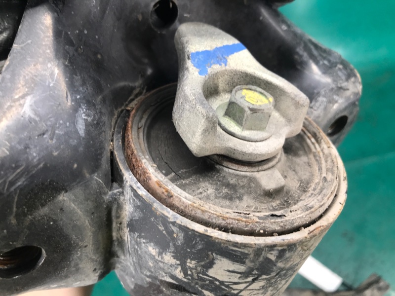 Рычаг передней подвески нижний левый ACURA TLX 14-17 Седан 2.4L 4 Рычаг передней подвески нижний левый ACURA TLX 14-17 Седан 2.4L 4