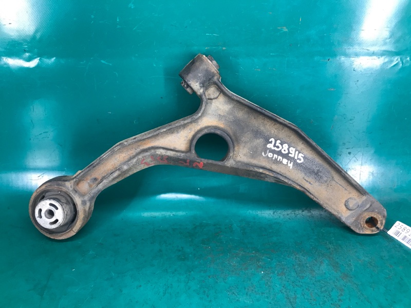 Рычаг передней подвески нижний правый DODGE JOURNEY 08-20 2012 Внедорожник 3.6 ERB 4766424AD Б/У