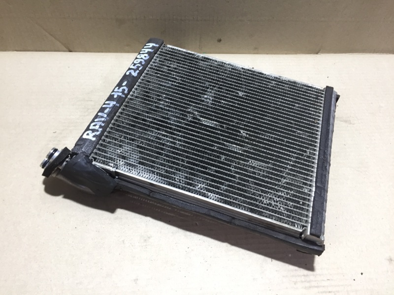 Испаритель кондиционера RAV4 13-19 ASA44