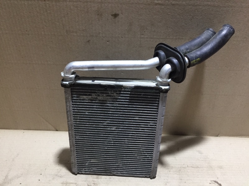 Радиатор печки RAV4 13-19 ZSA42