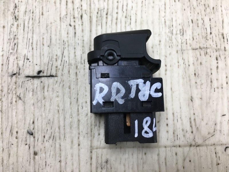 Кнопка стеклоподъемника задняя HYUNDAI TUCSON LM 09-15 LM 2.0 G4KD