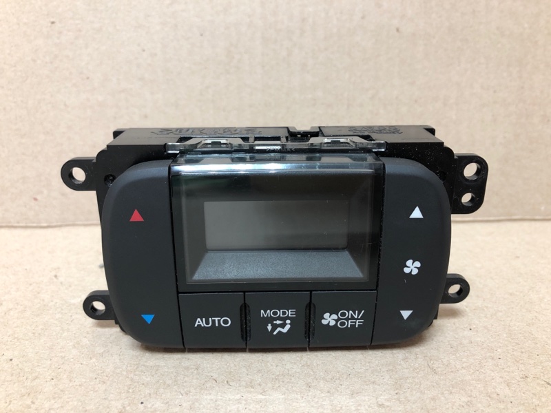 Запчасть блок управления печкой задний HONDA ODYSSEY 11-17 2011 3.5 J35Z8 79650-TK8-A41ZA Б/У Блок управления печкой задний HONDA ODYSSEY 11-17 2011 3.5 J35Z8 79650-TK8-A41ZA Б/У