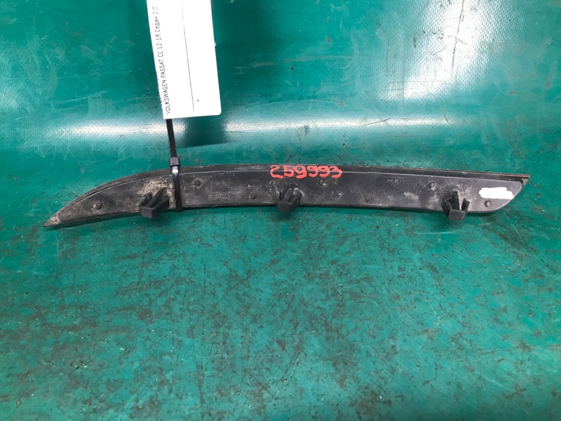 Катафот R правый PASSAT CC 12-18 2014 Седан 2.0 CCTA