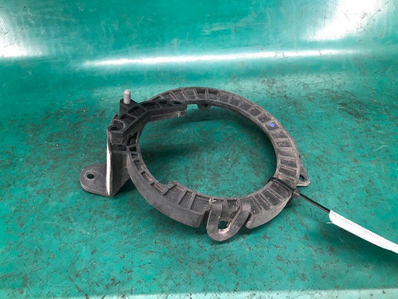 Кронштейн противотуманной фары левый COOPER S CLUBMAN R55 05-14 2007 Хэтчбек 1.6L N16B16