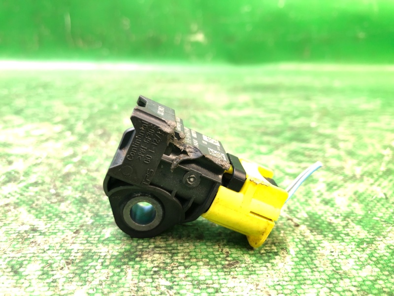 Запчасть датчик удара задний левый ACURA RDX 19- 77970TVAC010M4 Б/У Датчик удара задний левый ACURA RDX 19- 77970TVAC010M4 Б/У