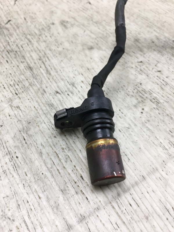 Датчик положения коленвала TOYOTA CAMRY 30 02-06 ACV30L 2.4 2AZFE Датчик положения коленвала TOYOTA CAMRY 30 02-06 ACV30L 2.4 2AZFE