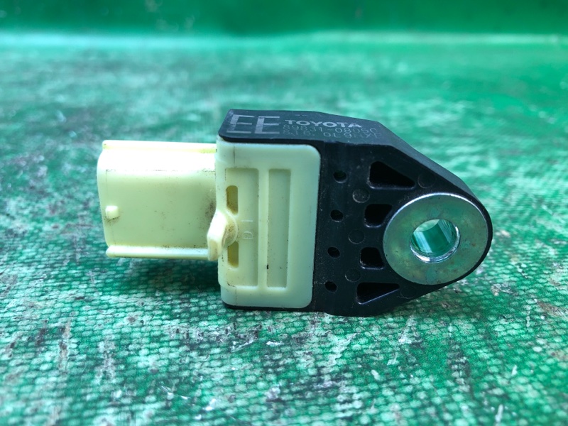 Датчик удара задний левый TOYOTA SIENNA 11-16 Минивэн 3.5L 6 Датчик удара задний левый TOYOTA SIENNA 11-16 Минивэн 3.5L 6