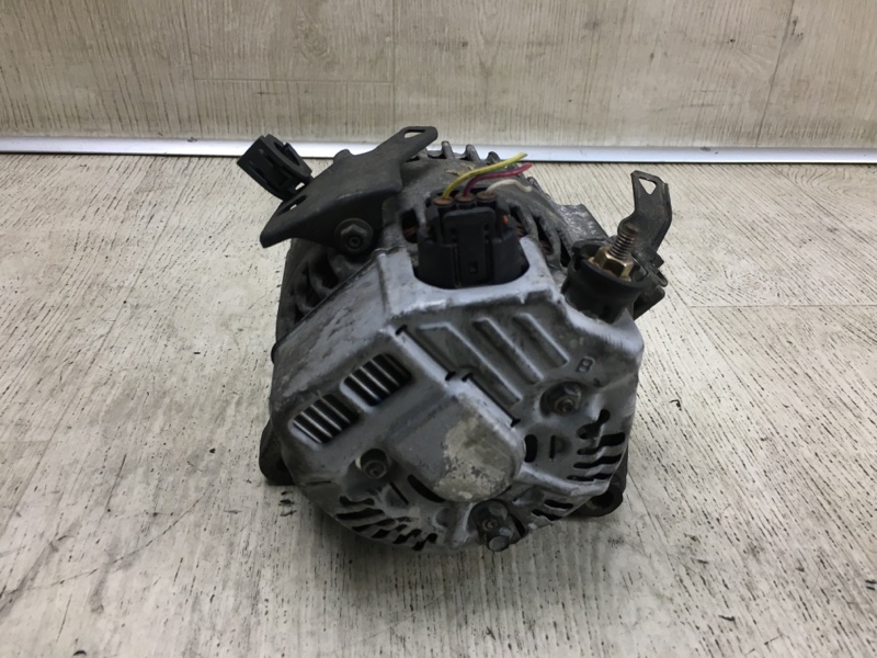 Генератор TOYOTA CAMRY 30 02-06 ACV30L 2.4 2AZFE Генератор TOYOTA CAMRY 30 02-06 ACV30L 2.4 2AZFE