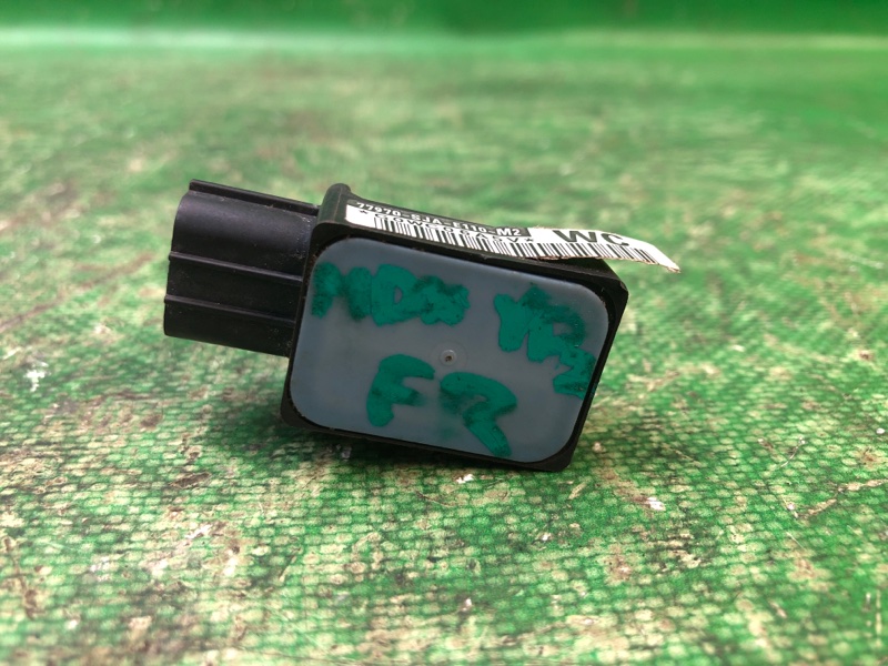 Датчик удара передний правый ACURA MDX (YD2) 06-13 77970-SJA-E11 Б/У