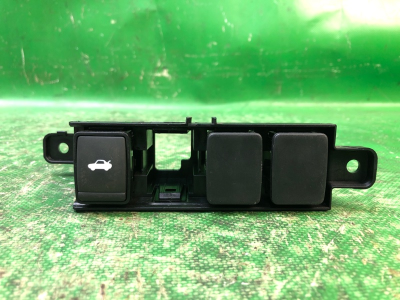 Кнопка открывания багажника внутренняя NISSAN ALTIMA L33 12-18 253803TA0A Б/У