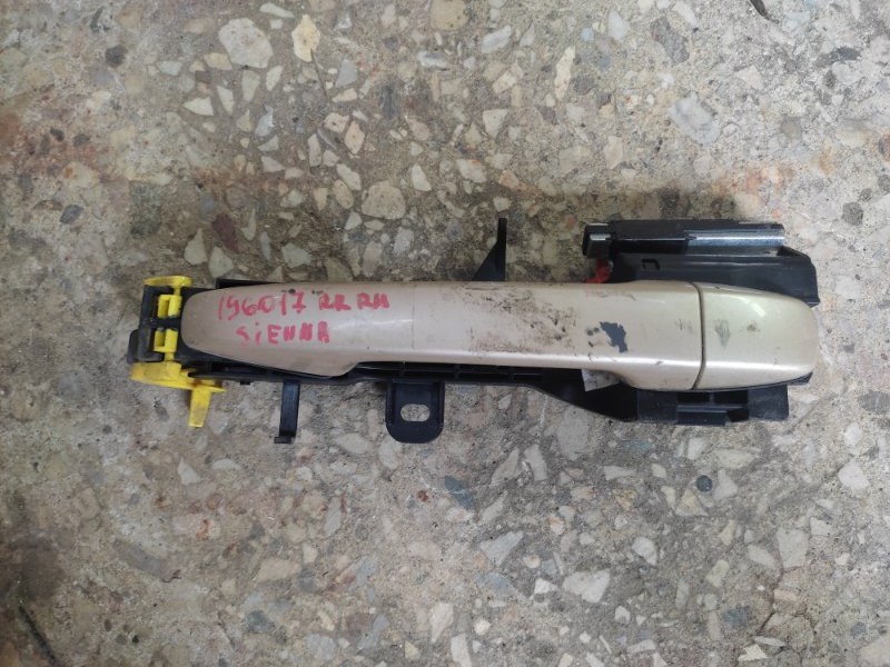 Ручка двери наружная задняя правая TOYOTA SIENNA 11-16 2012 GSL30 3.5 2GR-FE 69230-08040-E0 Б/У