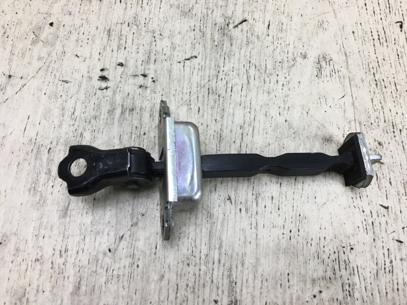 Ограничитель двери задний SENTRA (B16) 06–12 2012 2.0 MR20DE Ограничитель двери задний SENTRA (B16) 06–12 2012 2.0 MR20DE