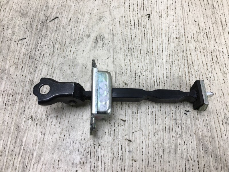 Ограничитель двери задний SENTRA (B16) 06–12 2012 2.0 MR20DE Ограничитель двери задний SENTRA (B16) 06–12 2012 2.0 MR20DE