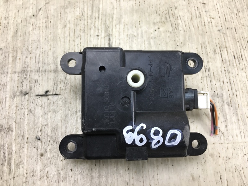 Моторчик заслонки печки NISSAN SENTRA (B16) 06–12 2012 2.0 MR20DE 27731EN000 Б/У