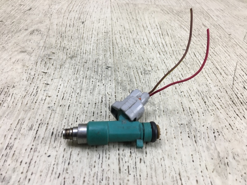 Запчасть форсунка топливная NISSAN SENTRA (B16) 06–12 2012 2.0 MR20DE 16600-ZJ60A Б/У Форсунка топливная NISSAN SENTRA (B16) 06–12 2012 2.0 MR20DE 16600-ZJ60A Б/У