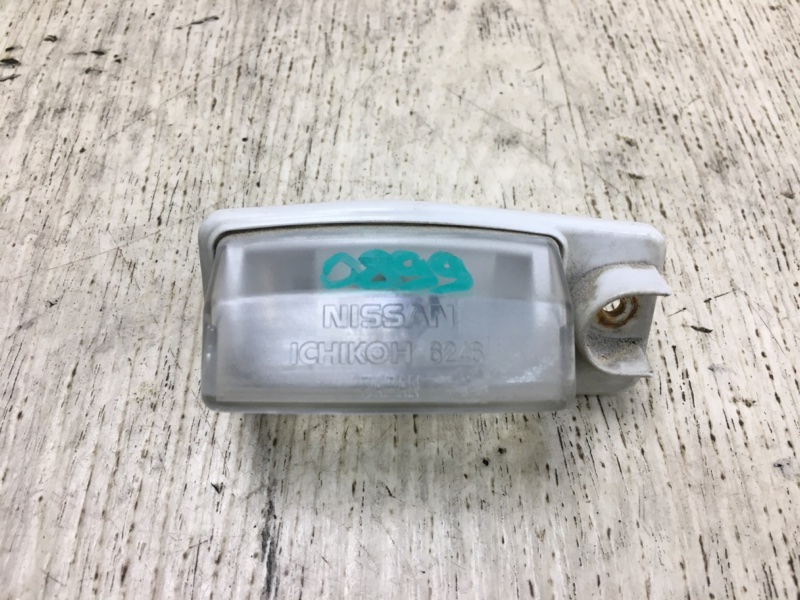 Запчасть подсветка номера NISSAN SENTRA (B16) 06–12 2012 2.0 MR20DE 26510-CR900 Б/У Подсветка номера NISSAN SENTRA (B16) 06–12 2012 2.0 MR20DE 26510-CR900 Б/У