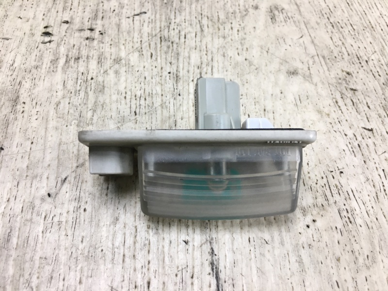 Подсветка номера SENTRA (B16) 06–12 2012 2.0 MR20DE Подсветка номера SENTRA (B16) 06–12 2012 2.0 MR20DE