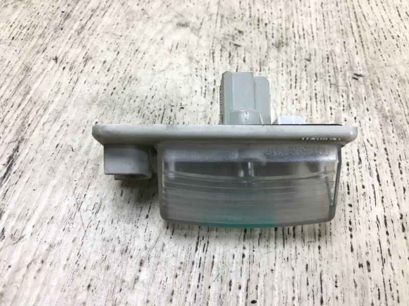 Подсветка номера SENTRA (B16) 06–12 2012 2.0 MR20DE Подсветка номера SENTRA (B16) 06–12 2012 2.0 MR20DE