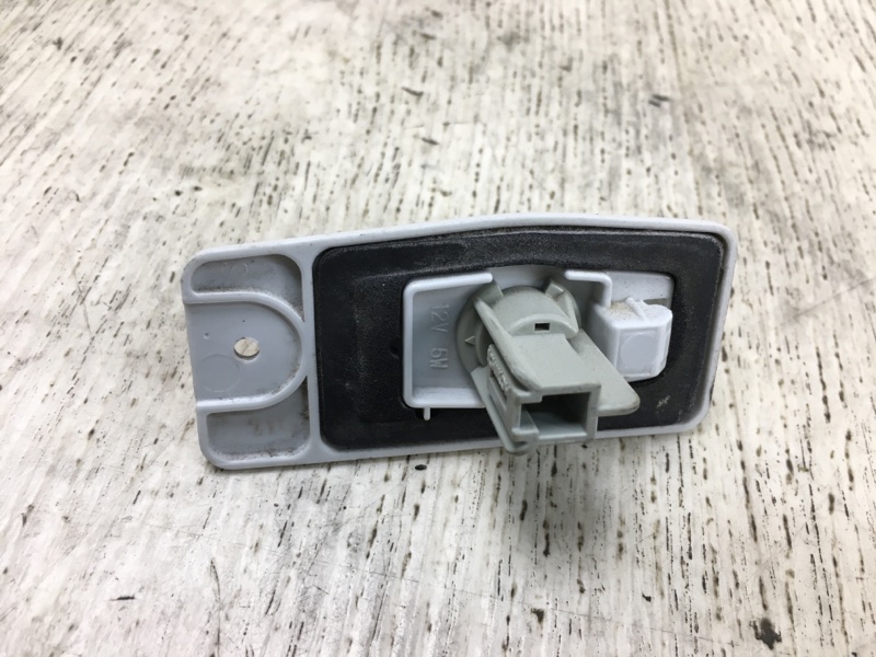 Подсветка номера NISSAN SENTRA (B16) 06–12 2.0 MR20DE Подсветка номера NISSAN SENTRA (B16) 06–12 2.0 MR20DE