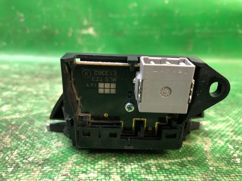 Кнопки на руль MDX (YD3) 13-21 2016 Внедорожник 3.5 J35Y5