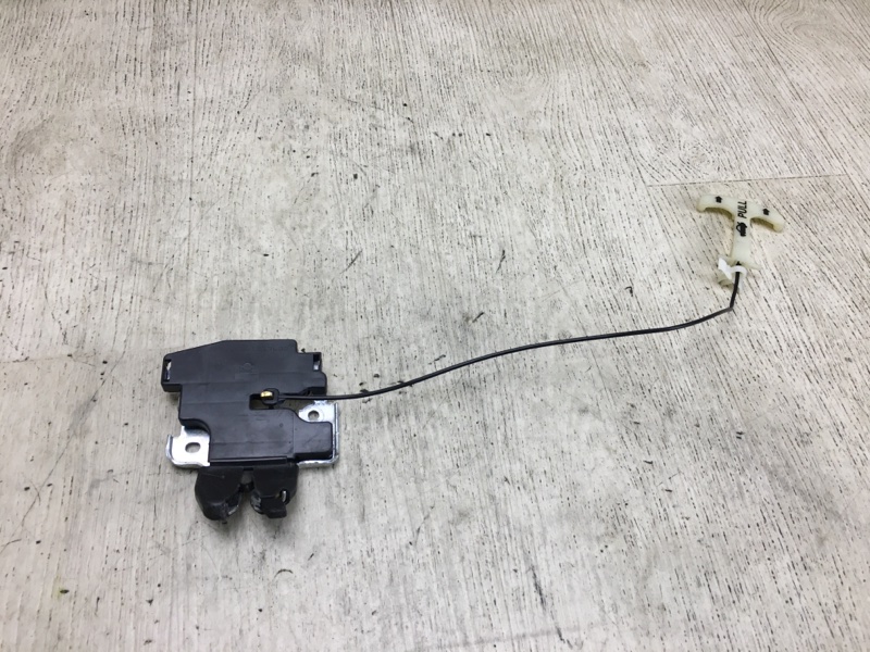 Замок крышки багажника SENTRA (B16) 06–12 2012 2.0 MR20DE
