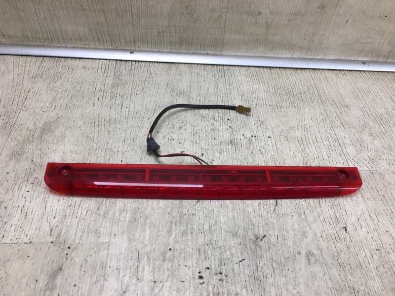 Запчасть стоп-сигнал NISSAN SENTRA (B16) 06–12 2012 2.0 MR20DE 265904Z000 Б/У Стоп-сигнал NISSAN SENTRA (B16) 06–12 2012 2.0 MR20DE 265904Z000 Б/У