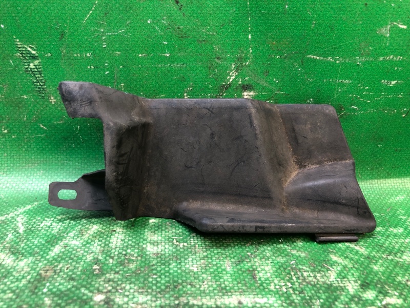 Пластик под лобовое стекло / Жабо передний левый MITSUBISHI GALANT 03-12 MR598683 Б/У