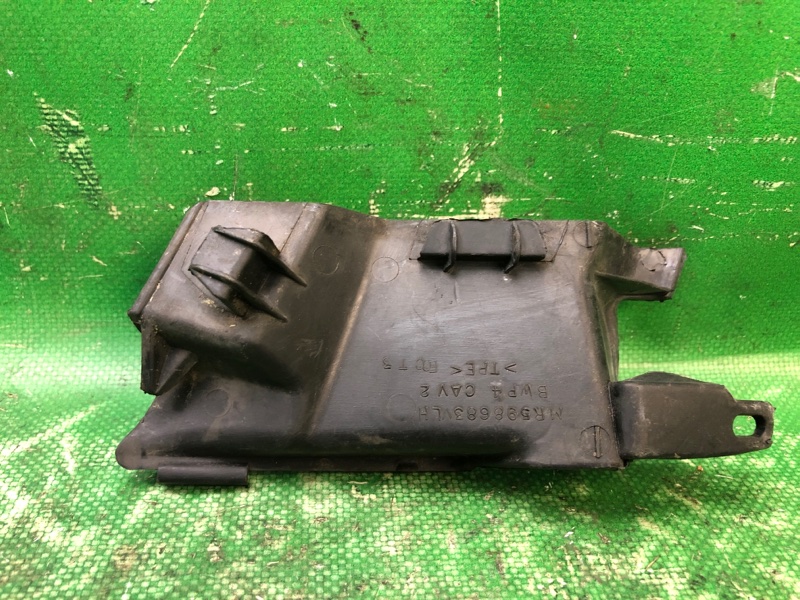 Пластик под лобовое стекло / Жабо передний левый MITSUBISHI GALANT 03-12