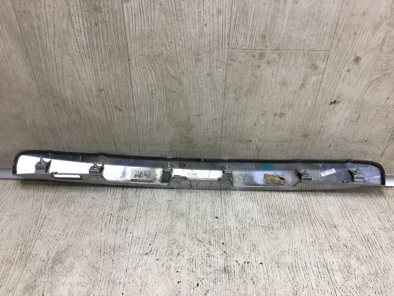 Панель подсветки номера SENTRA (B16) 06–12 2012 2.0 MR20DE