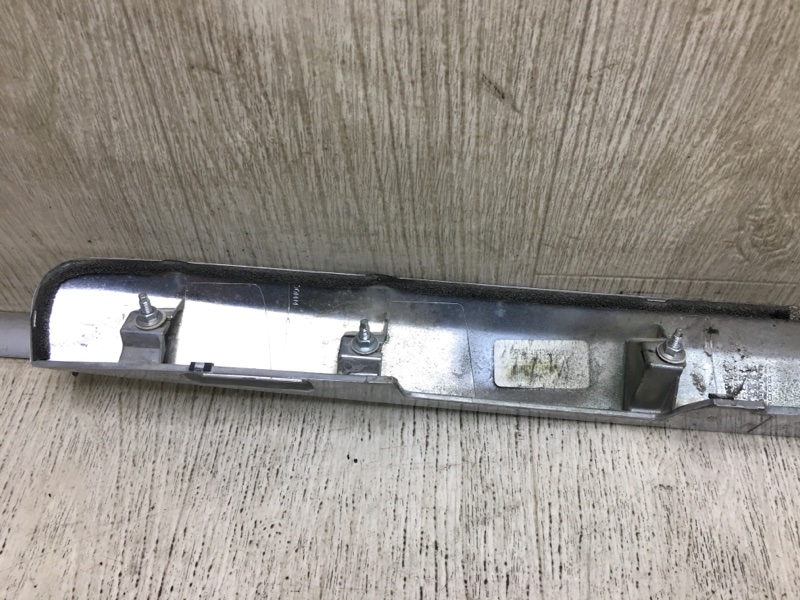 Панель подсветки номера SENTRA (B16) 06–12 2012 2.0 MR20DE