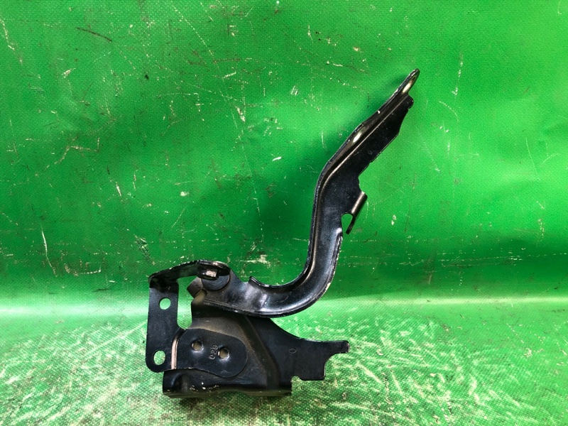 Петля капота левая SUBARU FORESTER 12-19 2.5 Петля капота левая SUBARU FORESTER 12-19 2.5