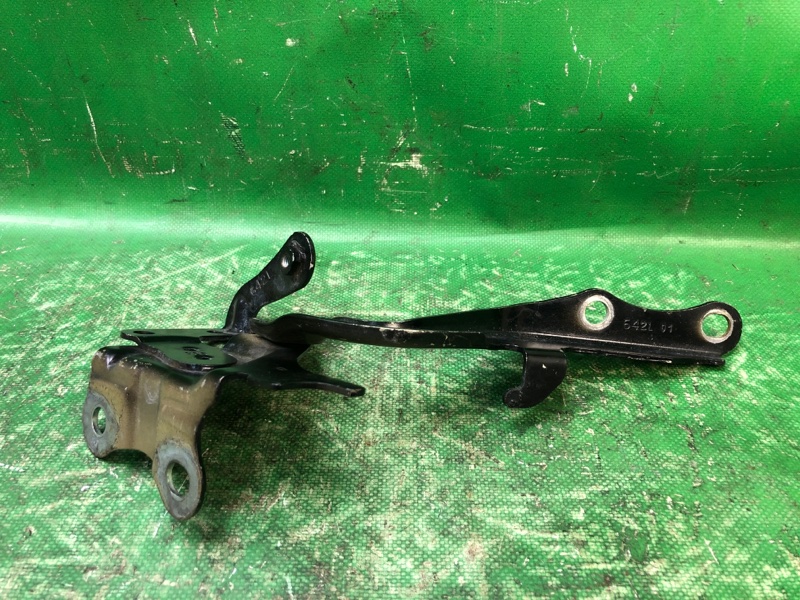 Петля капота левая FORESTER 12-19 2018 2.5 Петля капота левая FORESTER 12-19 2018 2.5