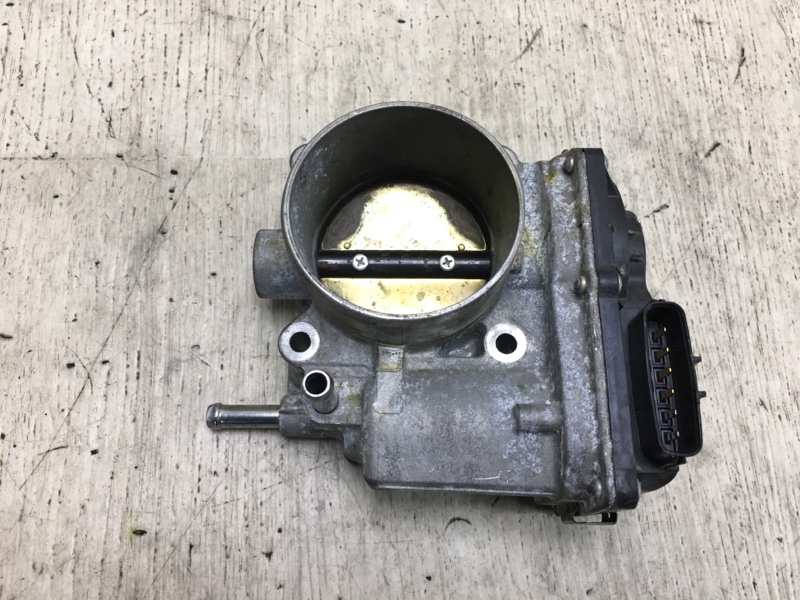 Запчасть дроссельная заслонка NISSAN SENTRA (B16) 06–12 2012 2.0 MR20DE 16119-9SE0A Б/У Дроссельная заслонка NISSAN SENTRA (B16) 06–12 2012 2.0 MR20DE 16119-9SE0A Б/У