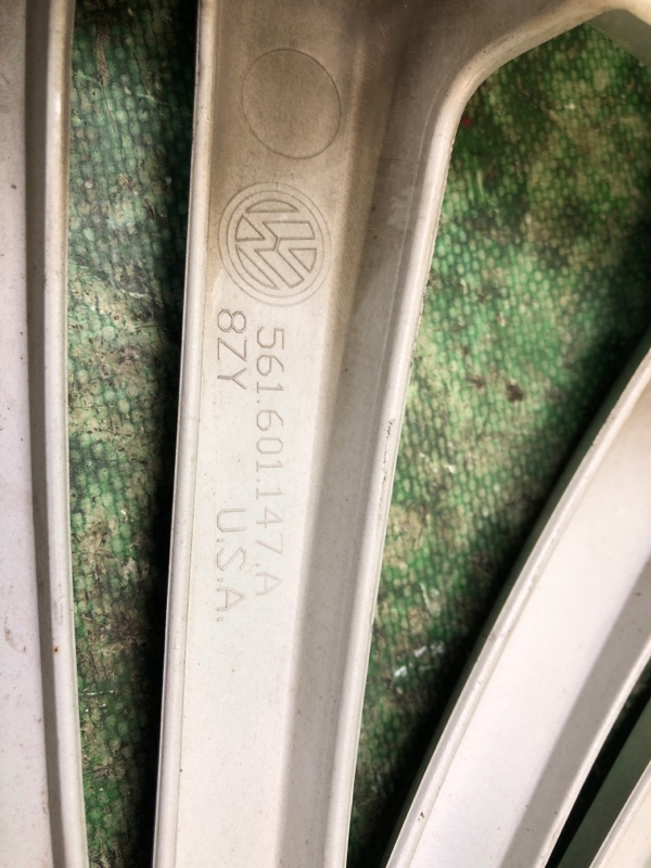 Колпак колесный PASSAT B7 11-15 2014 Седан 2.5 CBUA