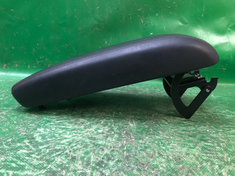 Подлокотник QX30 16-20 Подлокотник QX30 16-20