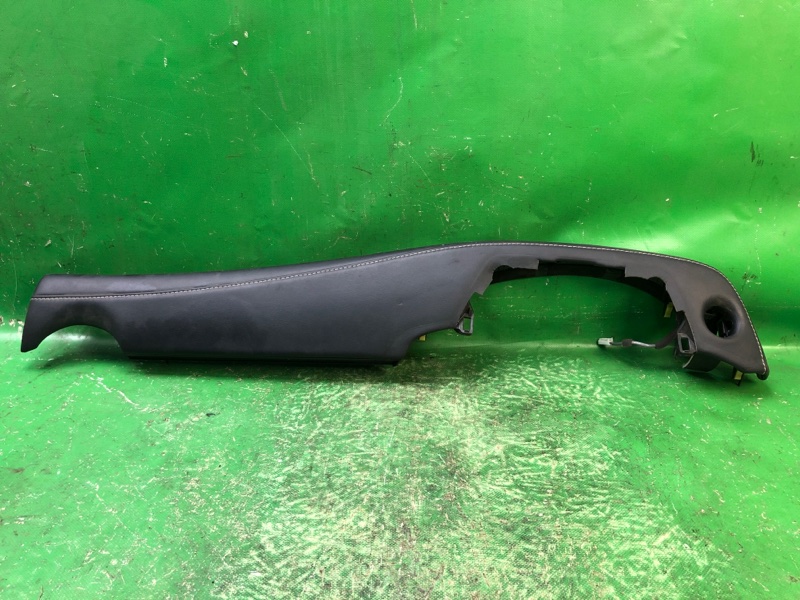 Накладка торпедо TOYOTA RAV4 13-19 5501242090 Б/У