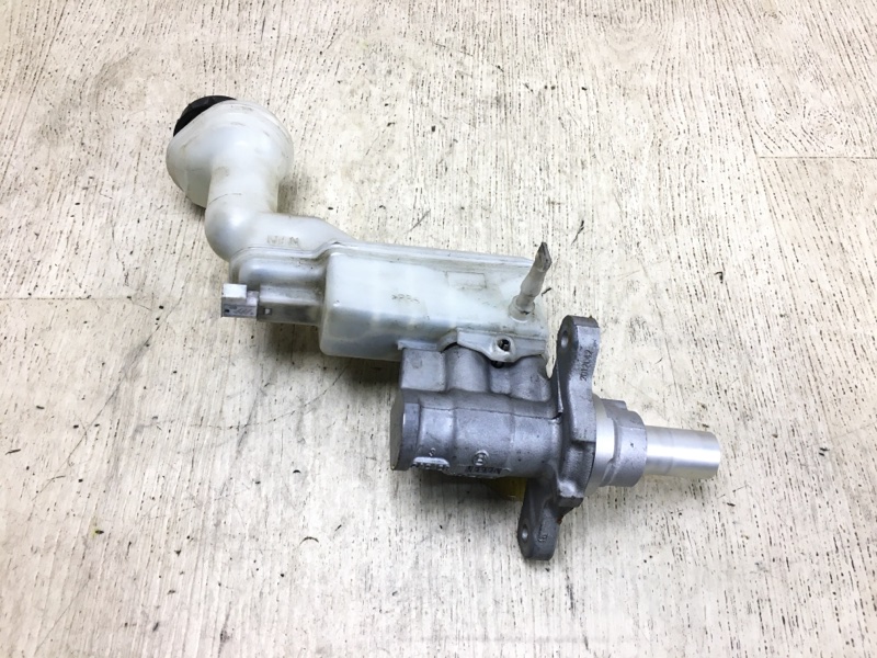 Запчасть главный тормозной цилиндр NISSAN SENTRA (B16) 06–12 2012 2.0 MR20DE 46010ZJ91A Б/У Главный тормозной цилиндр NISSAN SENTRA (B16) 06–12 2012 2.0 MR20DE 46010ZJ91A Б/У