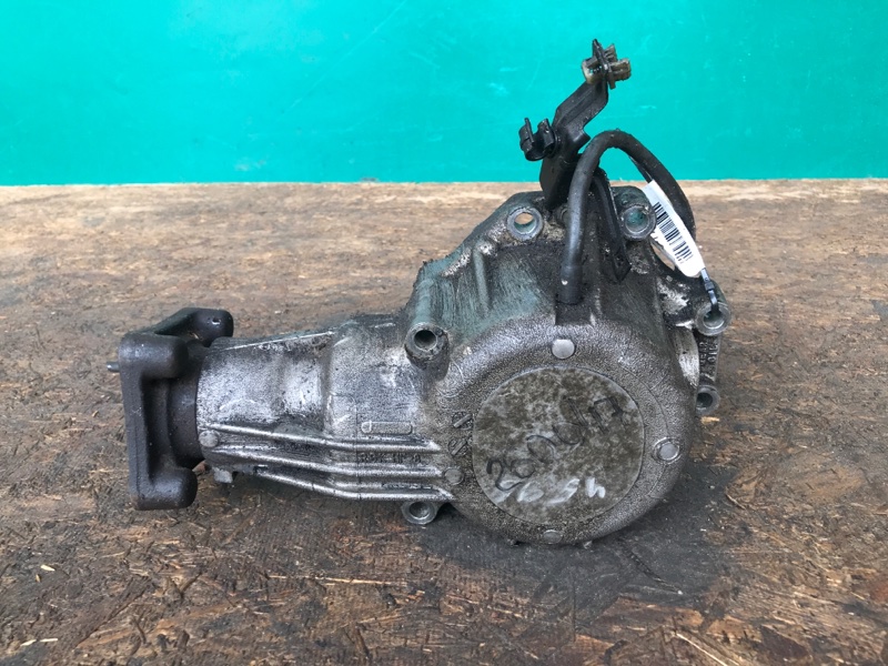 Раздаточная коробка MDX (YD1) 00-06 2003 Внедорожник 3.5 J35A5 Раздаточная коробка MDX (YD1) 00-06 2003 Внедорожник 3.5 J35A5