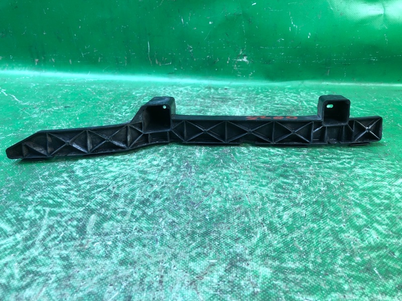 Кронштейн заднего бампера задний правый JOURNEY 08-20 Кронштейн заднего бампера задний правый JOURNEY 08-20