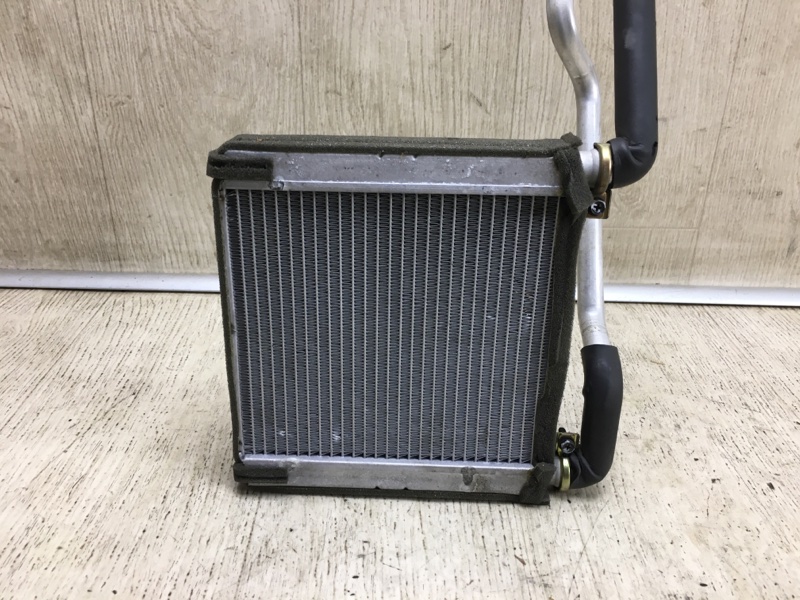 Радиатор печки PHAETON 02-10