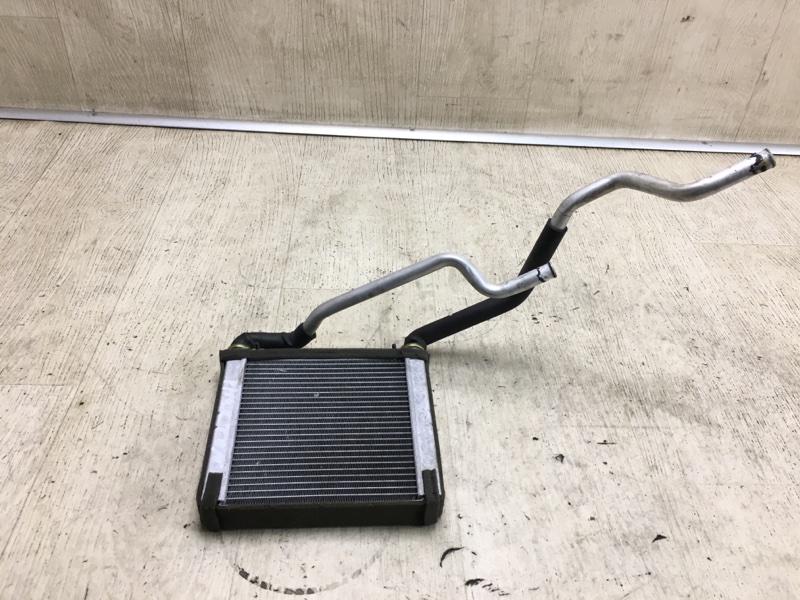 Радиатор печки PHAETON 02-10