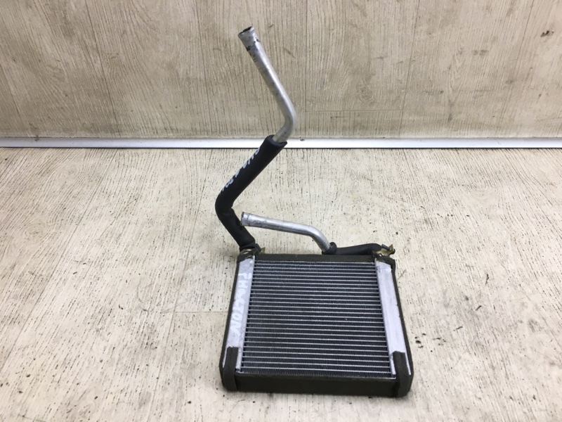 Радиатор печки PHAETON 02-10