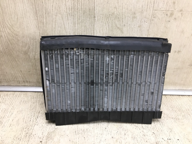 Испаритель кондиционера PHAETON 02-10