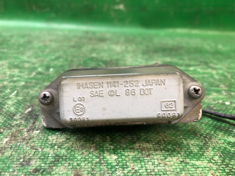Подсветка номера задняя MITSUBISHI OUTLANDER 03-07 2002 Внедорожник 2.4 4G64 MR971472 Б/У