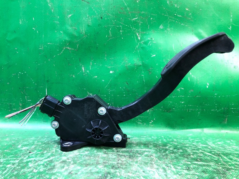 Педаль газа VENZA 09-16