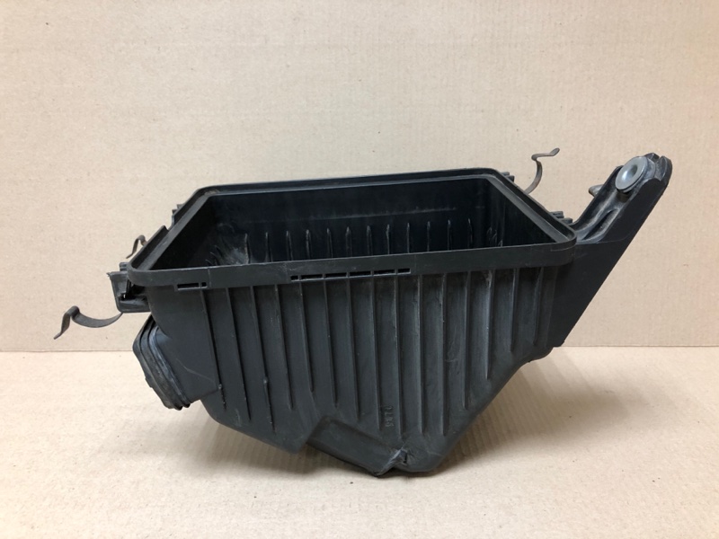 Корпус воздушного фильтра KIA SORENTO XM 09-14