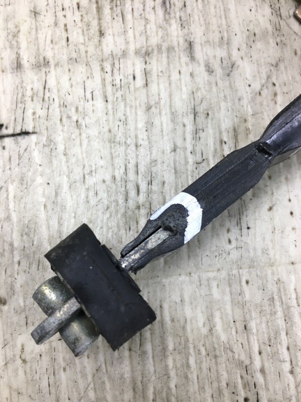 Ограничитель двери передний правый TOYOTA CAMRY 30 02-06 ACV30L 2.4 2AZFE Ограничитель двери передний правый TOYOTA CAMRY 30 02-06 ACV30L 2.4 2AZFE